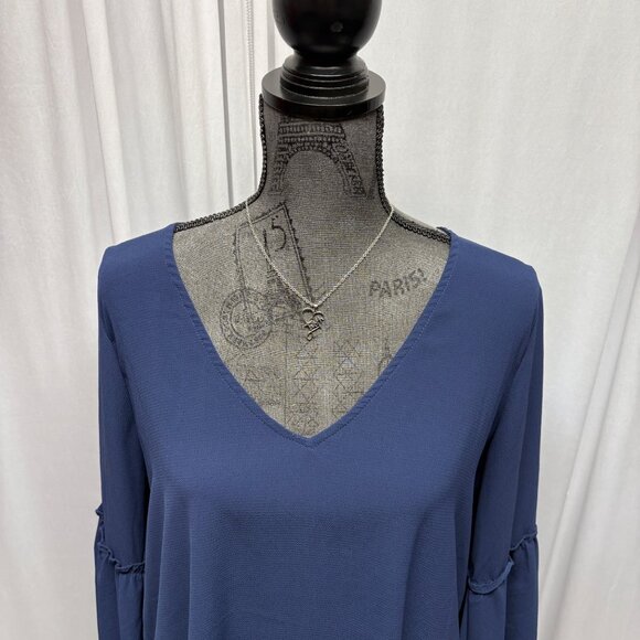 Brave V-Neck Long Bell Sleeve Top Womens Size Large Blue Pullover Boho Hippie - Picture 2 of 8